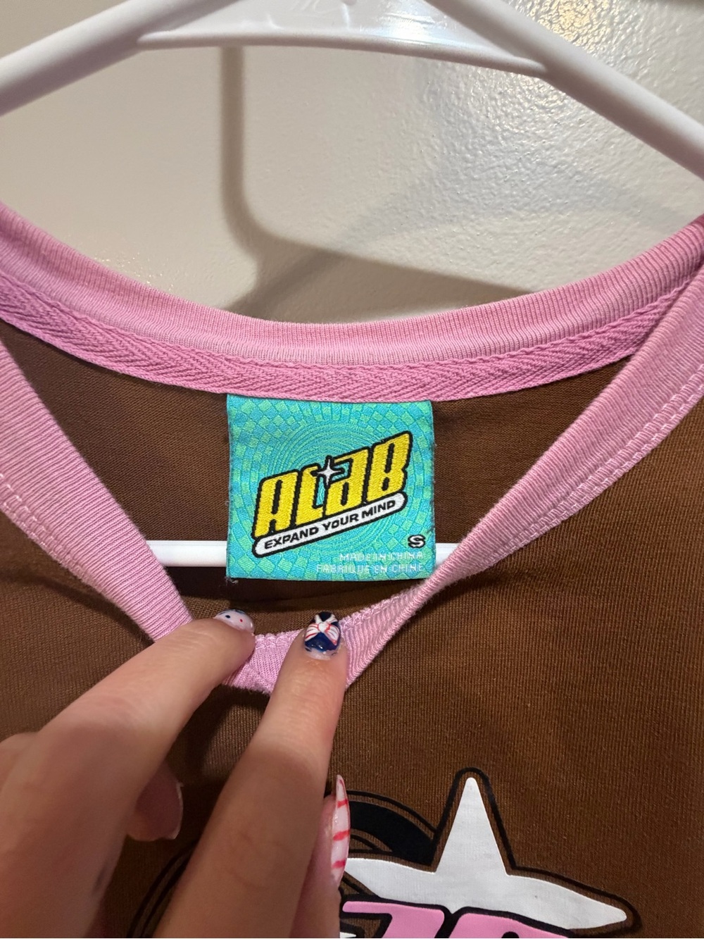 Y2K Brown & Pink Graphic Ringer Tee - Picture 3 of 3
